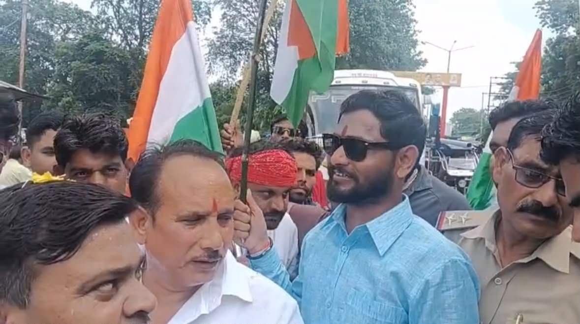 तिरंगा यात्रा में विधायक प्रीतम लोधी की गाड़ी का चालान, खुद जमा किया राशि, बोले- नियमों का पालन जरूरी है