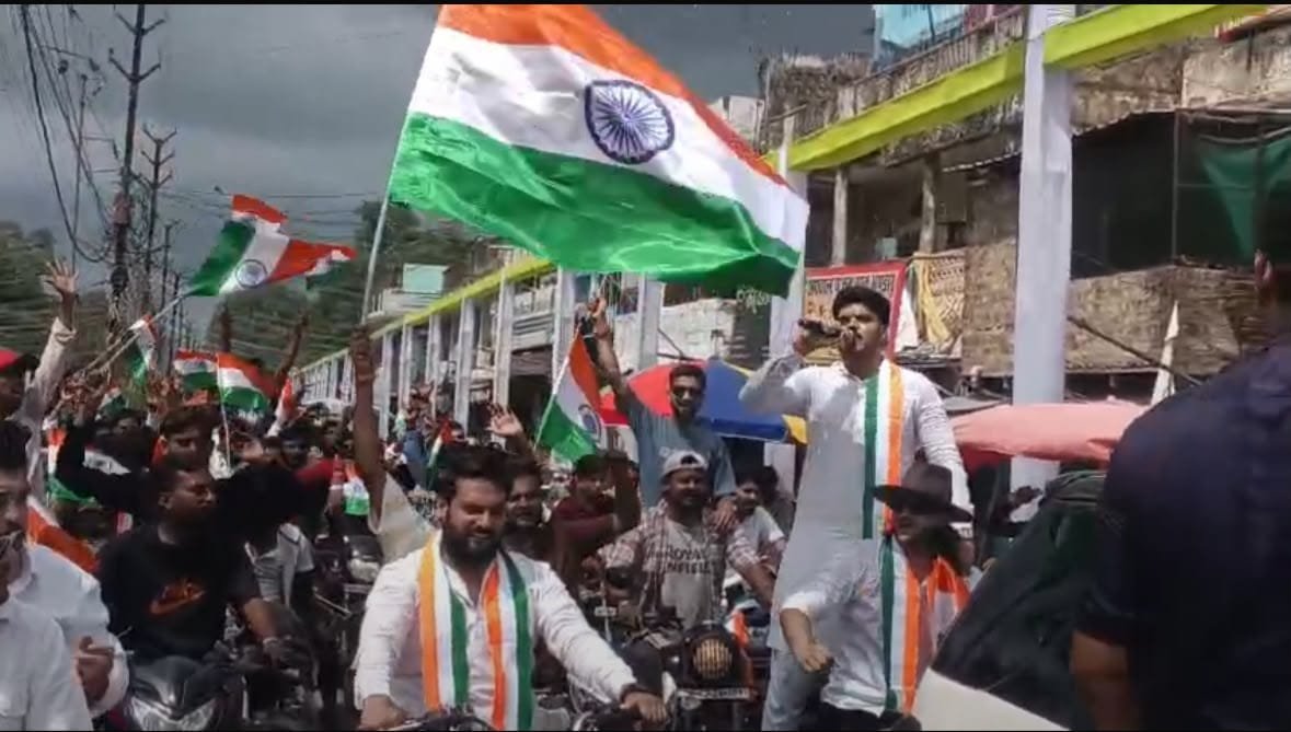 मैहर में तिरंगा यात्रा ने भरा देशभक्ति का रंग, भारत माता की जय के नारों से गूंजा शहर