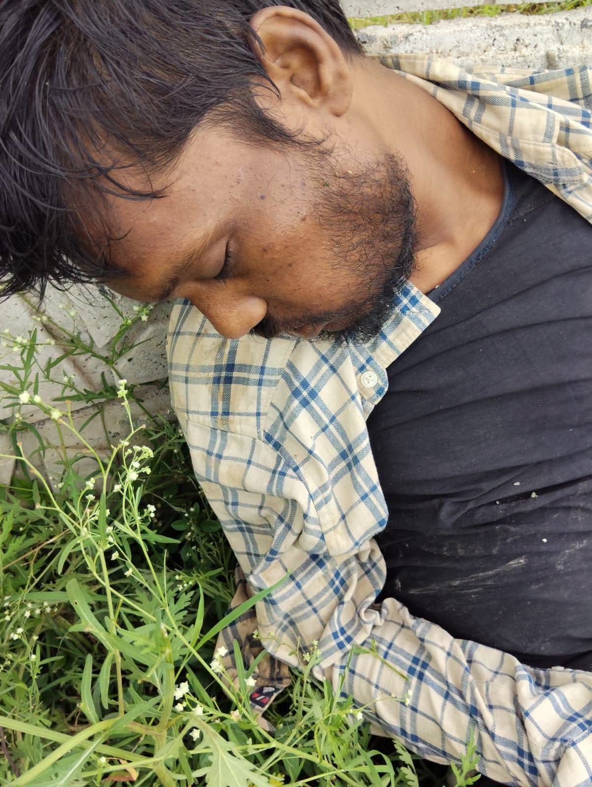 शिवपुरी में डरावनी तस्वीर: नोहरी के पास मृत मिला युवक, हाथ में लगी थी सिरिंज