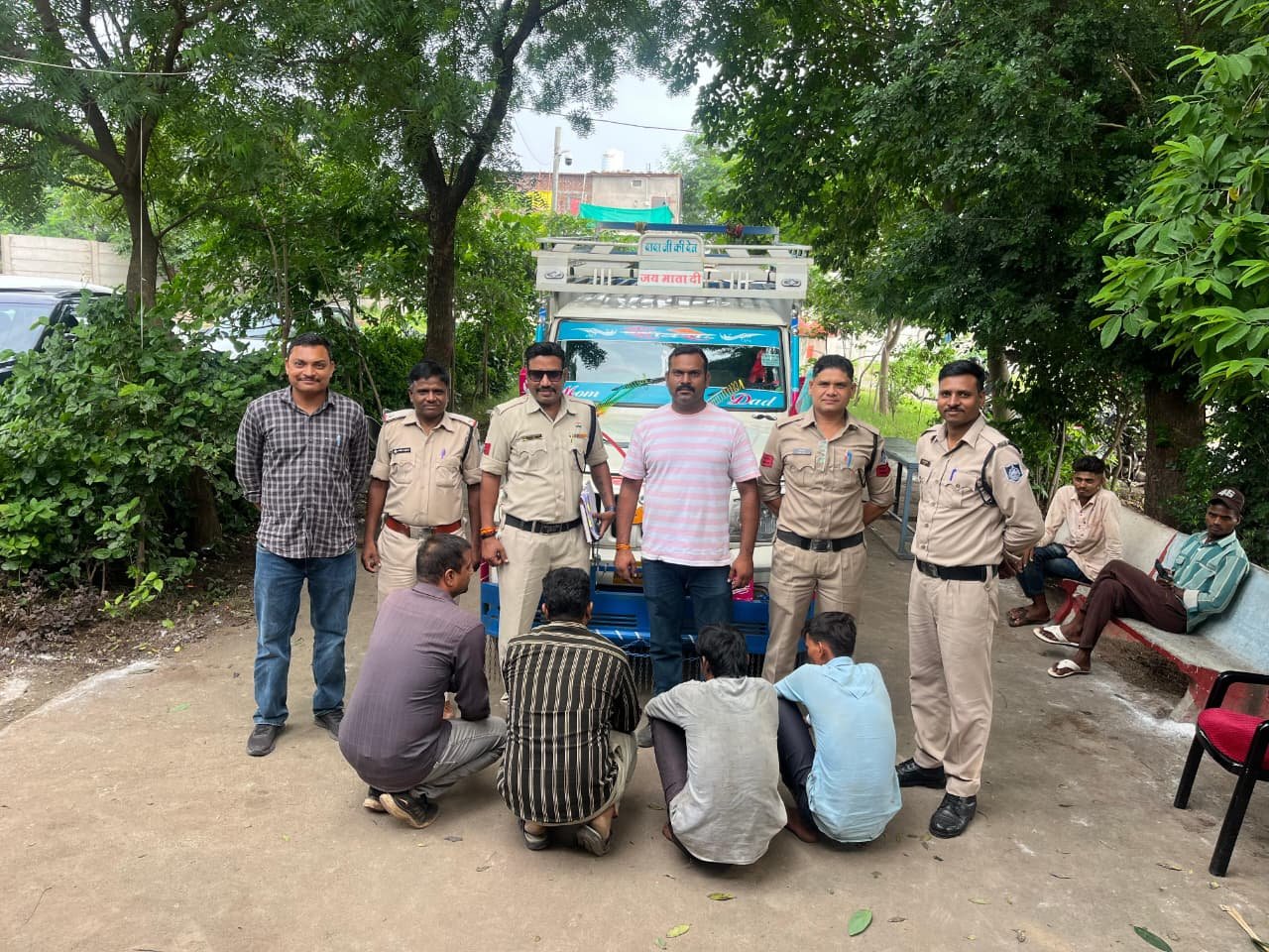 शिवपुरी में किसान से टमाटर खरीदकर 2.62 लाख नहीं देने का आरोप, व्यापारी गिरफ्तार