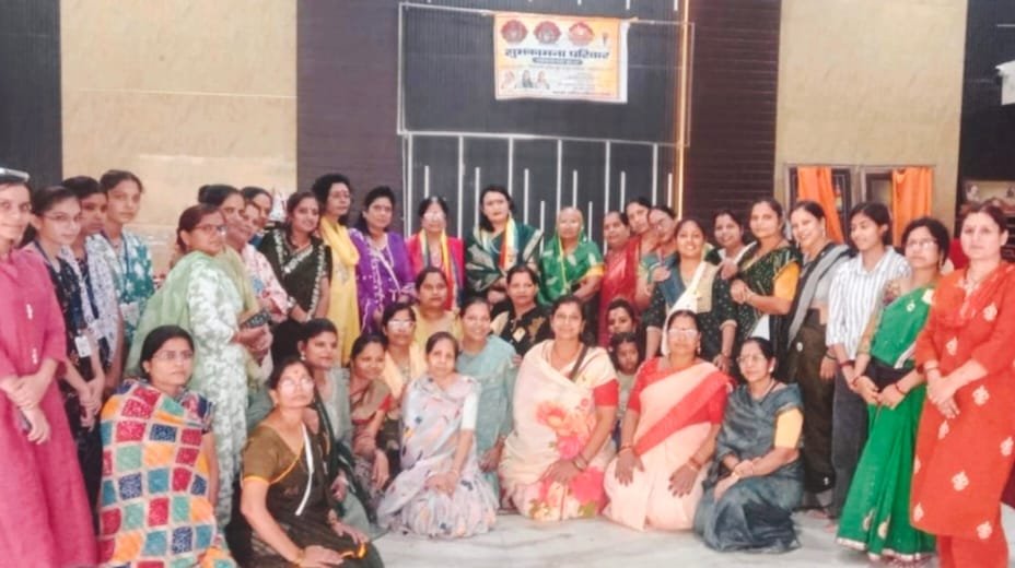 सागर में महिला स्वावलंबन की पहल, रक्षाबंधन मेले में लगा व्यंजनों का स्टॉल
