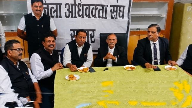 जिला अधिवक्ता संघ सागर ने पेश किया 2024-2026 का आय-व्यय बजट, संचित निधि बढ़कर ₹1.18 करोड़