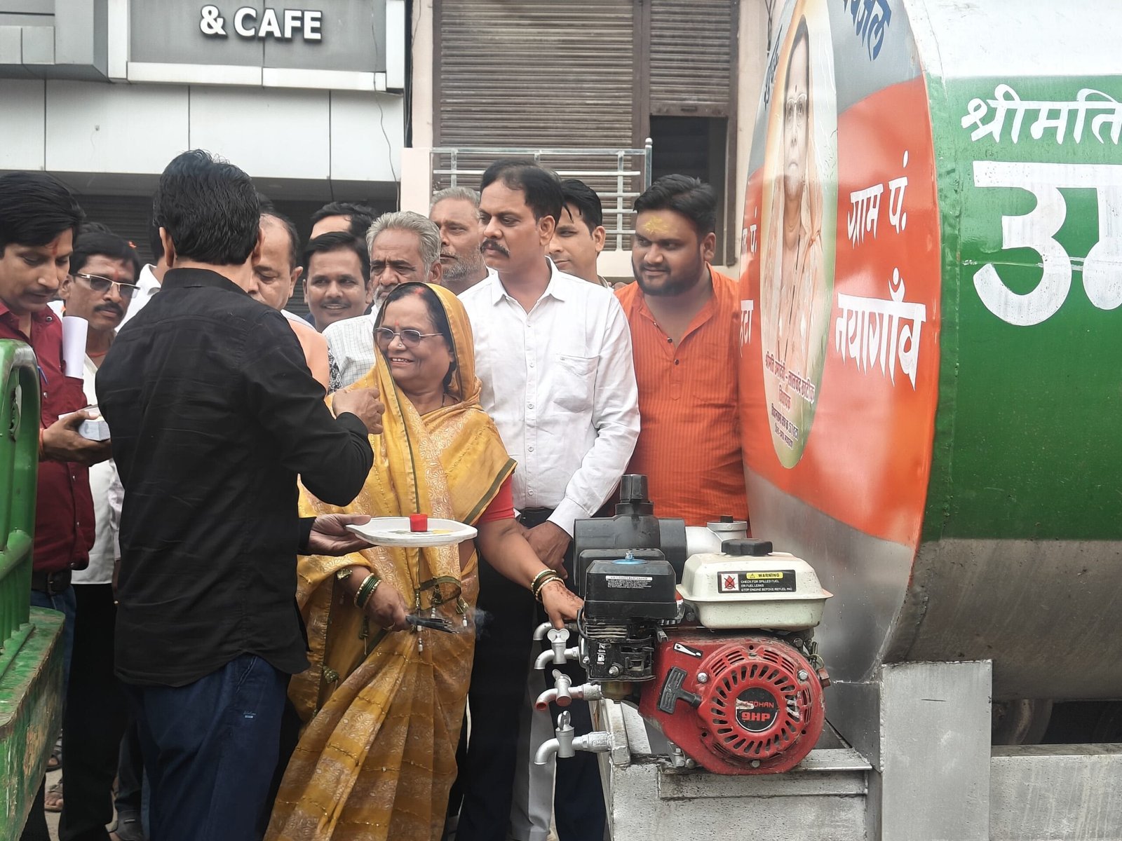 जल संकट वाले क्षेत्रों को मिले 20 टैंकर, विधायक उमादेवी खटीक ने किया वितरण; हटा विधानसभा में मजबूत होगी जल प्रदाय व्यवस्था