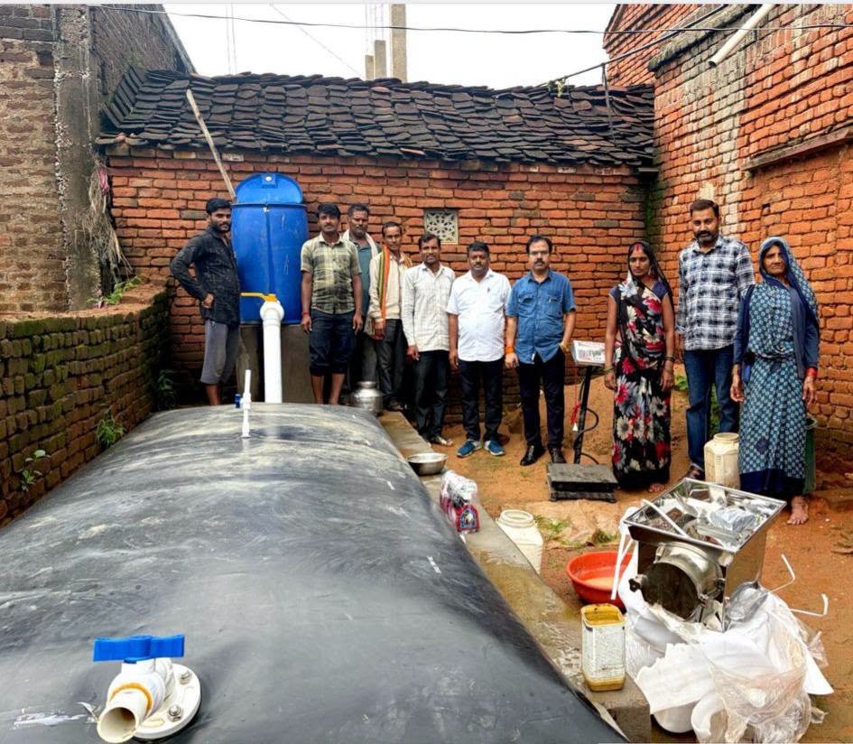 टीकमगढ़ में प्राकृतिक खेती को बढ़ावा देने बायो रिसोर्स केंद्र का औचक निरीक्षण