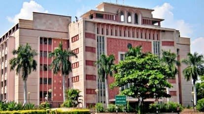 नेपाल में फंसे MP के लोगों की मदद के लिए दिल्ली में कंट्रोल रूम, हेल्पलाइन नंबर जारी