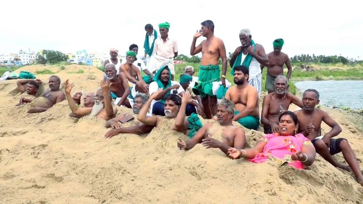 कावेरी जल विवाद पर तमिलनाडु में किसानों का प्रदर्शन तेज: सिंचाई के लिए पानी छोड़ने की मांग
