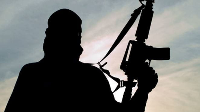 बंगाल में पकड़े गए संदिग्ध ISI एजेंट से पूछताछ में सामने आया बड़ा नेटवर्क: मोबाइल तोड़ने के बाद भी सिम कार्ड ने खोल दिया राज