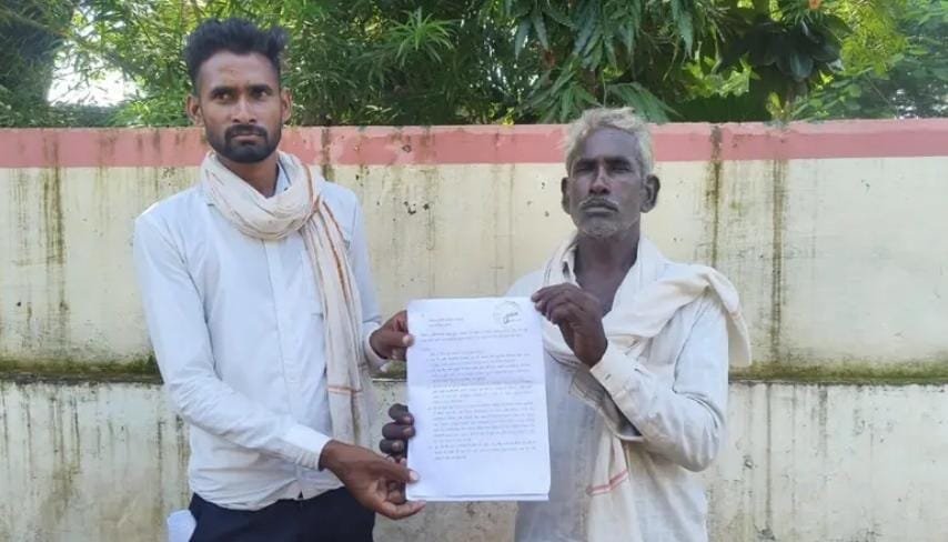 धान की खड़ी फसल पर चला ट्रैक्टर-जेसीबी, 150 लोगों पर खेत में घुसकर मारपीट का आरोप