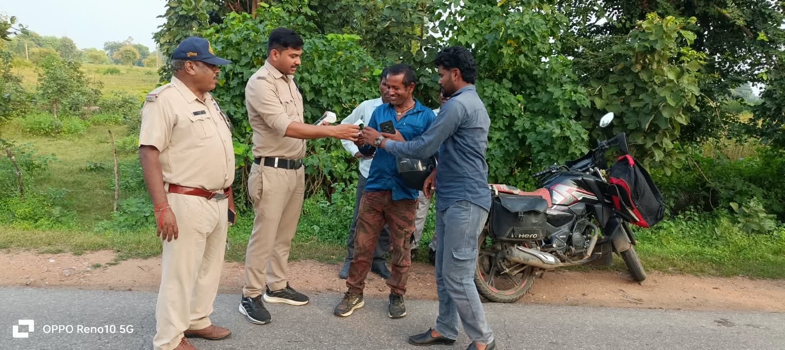 टीकमगढ़ में 10 दिन चलेगा ट्रैफिक अभियान, हेलमेट-सीटबेल्ट पर पुलिस की सख्ती