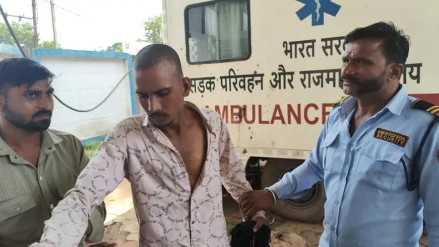 जिला अस्पताल में फिर चोरी की कोशिश, गार्ड ने संदिग्ध युवक को रंगे हाथ पकड़ा