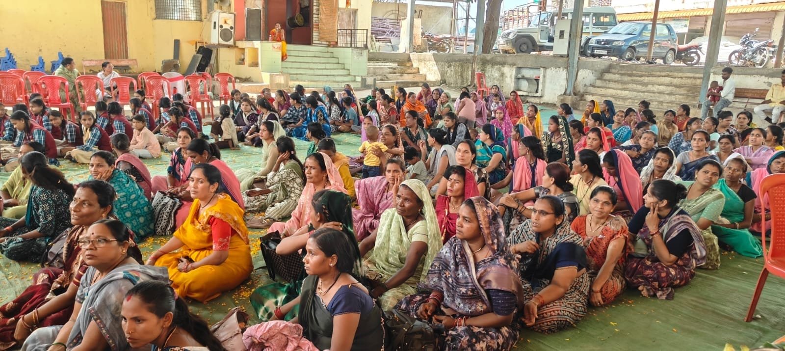 मां-बच्चे के बेहतर स्वास्थ्य पर जोर, नावरा में हुआ आंगन मिलन सेवा कार्यक्रम