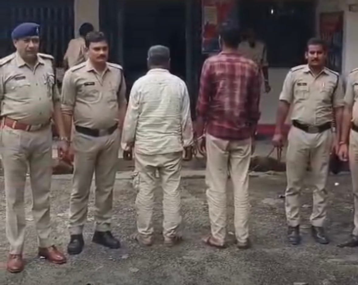 रूट बदलने के बाद भी पुलिस की नजर से नहीं बचे तस्कर: स्कॉर्पियो से 1320 शीशी कफ सिरप जब्त