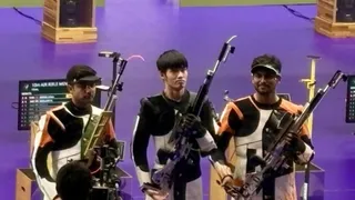एशियन गेम्स में भारत का शूटिंग में डबल धमाका, हिमांशु ढिल्लों को सिल्वर तो रुद्राक्ष पाटिल ने जीता ब्रॉन्ज