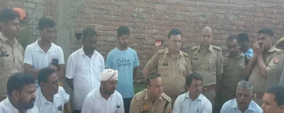 प्रतापगढ़ हिरासत में युवक की मौत पर बवाल: परिवार ने अंतिम संस्कार रोका, वकीलों ने तहसील में की तालाबंदी