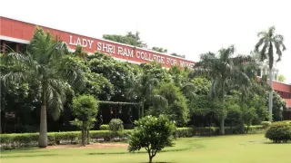 कालकाजी की घटना के बाद LSR का बड़ा फैसला, दो दिन ऑनलाइन होंगी क्लास, छात्राओं की सुरक्षा बनी वजह