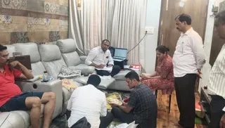 8 फ्लैट, लग्जरी कारें और सोना: हैदराबाद के सरकारी डॉक्टर की संपत्ति 200 करोड़ पार