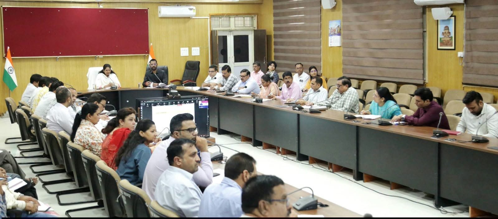 सागर में सेवा संकल्प अभियान की तैयारियों की समीक्षा, कलेक्टर प्रतिभा पाल ने अधिकारियों को सौंपी विभागवार जिम्मेदारियां