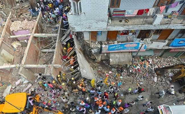 सत्या निकेतन PG हादसे पर दिल्ली HC सख्त, MCD की हाई लेवल जांच के आदेश; रेस्क्यू ऑपरेशन दोगुना करने को कहा