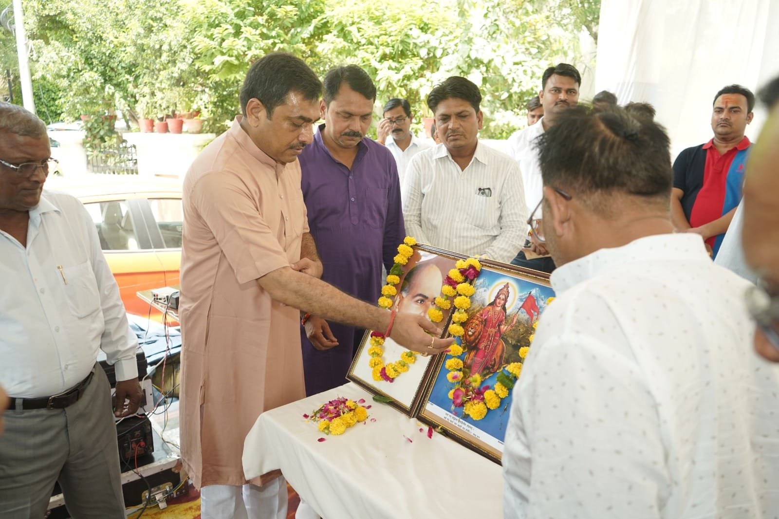 बबीना में 2027 चुनाव की तैयारी तेज, भाजपा की वृहद बैठक में बूथ मजबूत करने का संकल्प