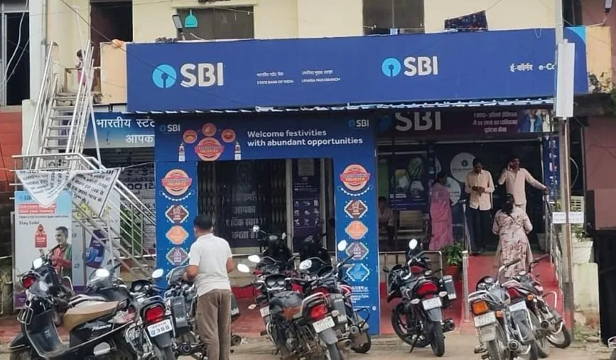 तीन दिन की बैंक हड़ताल टली, उमरिया में खुले बैंक, ग्राहकों ने ली राहत की सांस