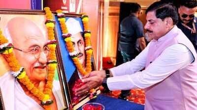 गांधी-शास्त्री जयंती पर CM मोहन यादव ने किया नमन, कैप्टन स्मित मच्छार के साहस को सराहा