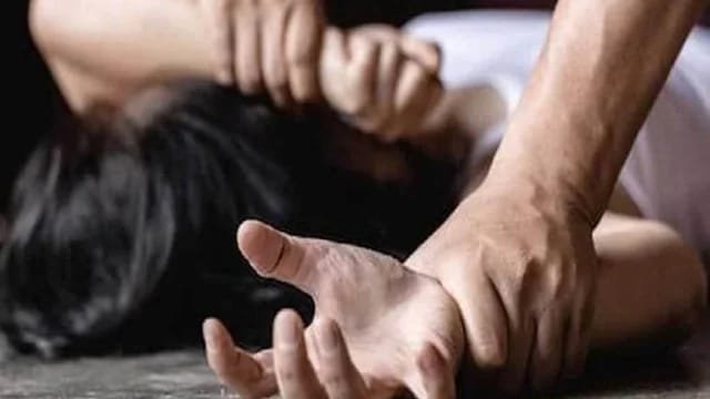 उज्जैन में 16 वर्षीय छात्रा से सामूहिक दुष्कर्म का आरोप, दो हिरासत में; तीन की तलाश