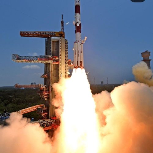 Rocket Deviates from Path – रॉकेट अपने तय रास्ते से भटका