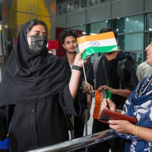 Indian Citizens Return from Iran – हिंसा के बीच सुरक्षित दिल्ली पहुंचे
